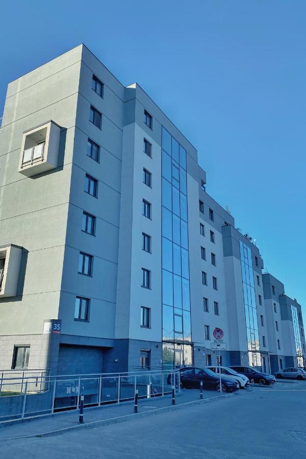 Capital Towers - Apartament Green Z Widokiem Na Rzeke Rzeszów Εξωτερικό φωτογραφία
