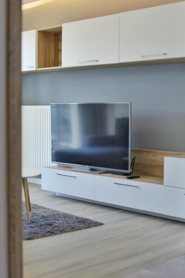 Capital Towers - Apartament Green Z Widokiem Na Rzeke Rzeszów Εξωτερικό φωτογραφία