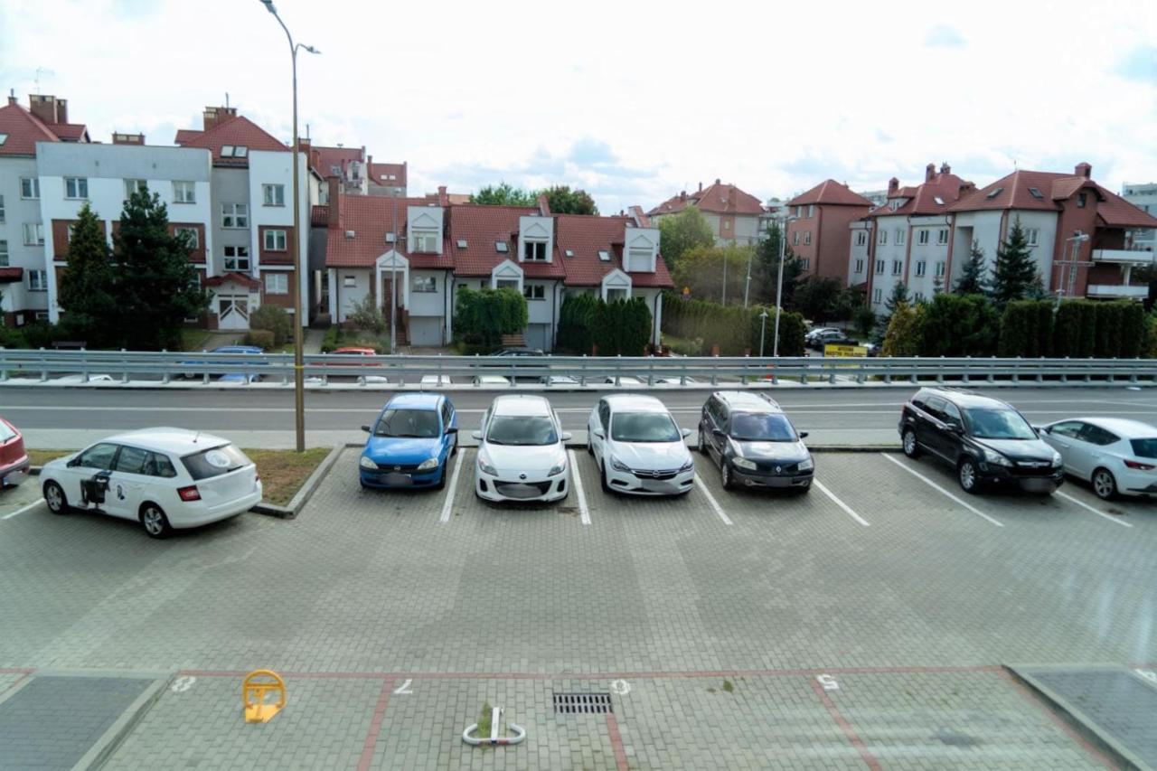 Capital Towers - Apartament Green Z Widokiem Na Rzeke Rzeszów Εξωτερικό φωτογραφία